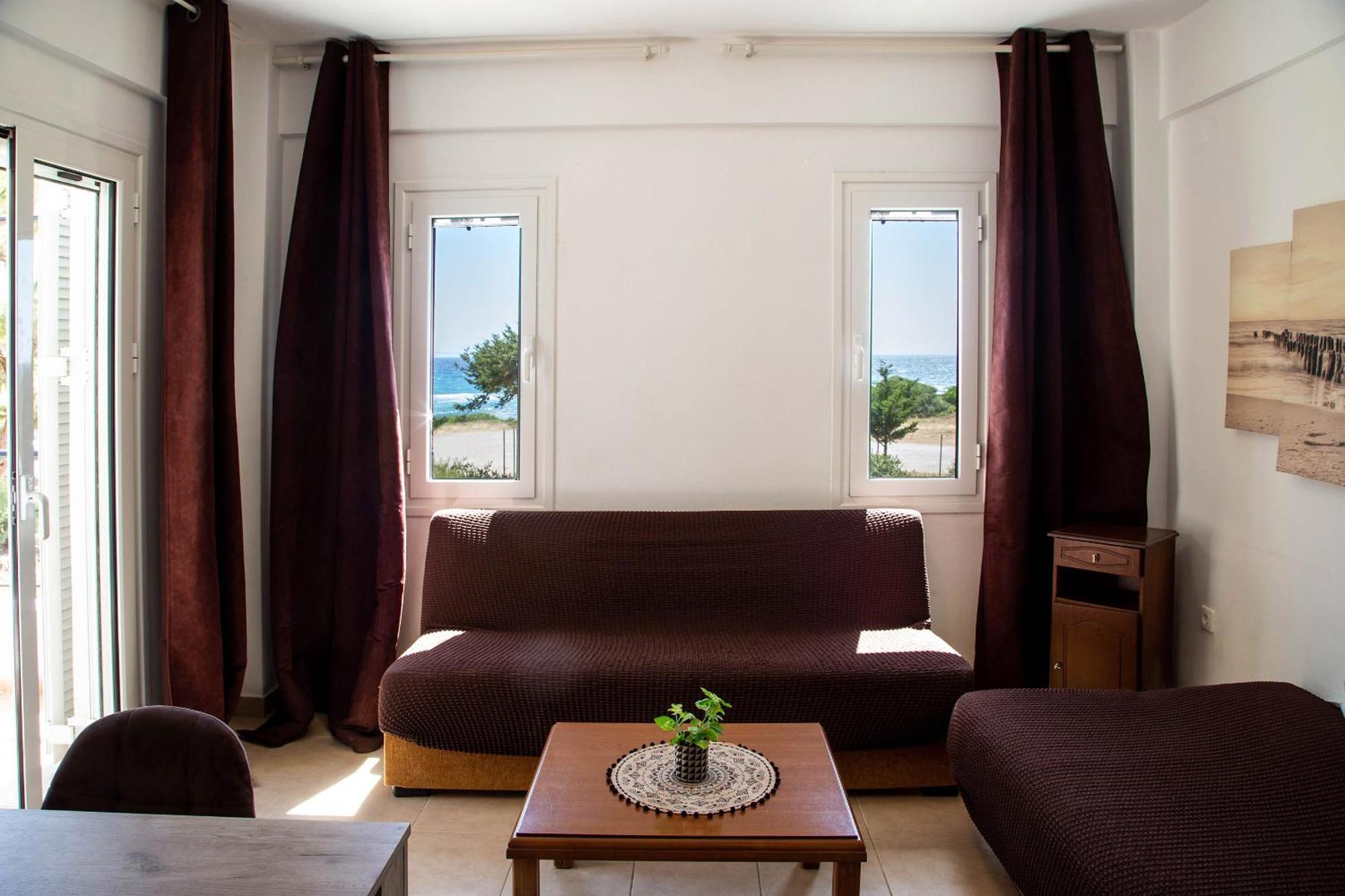 Romanos Beach Villas Buitenkant foto
