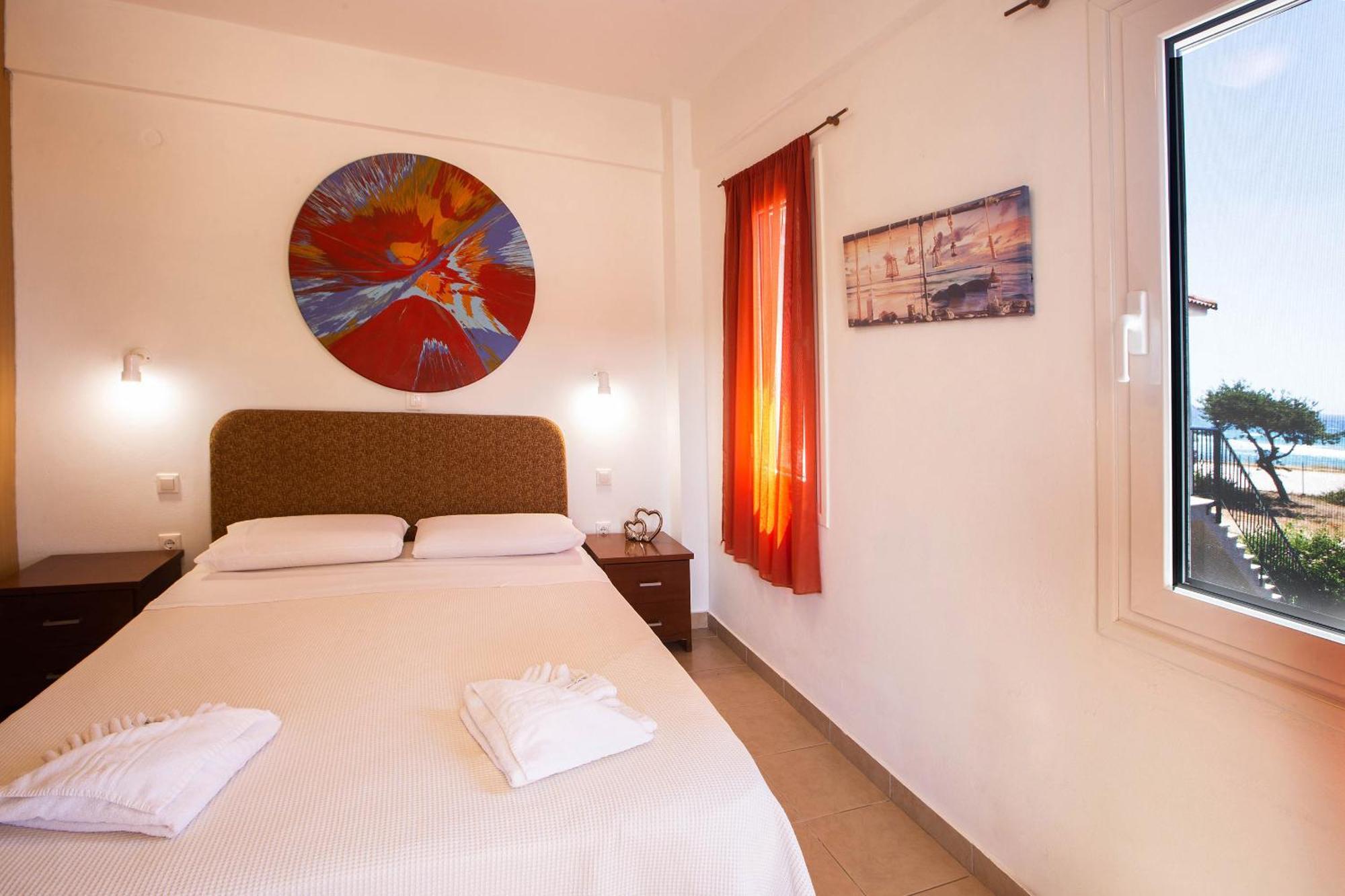Romanos Beach Villas Buitenkant foto