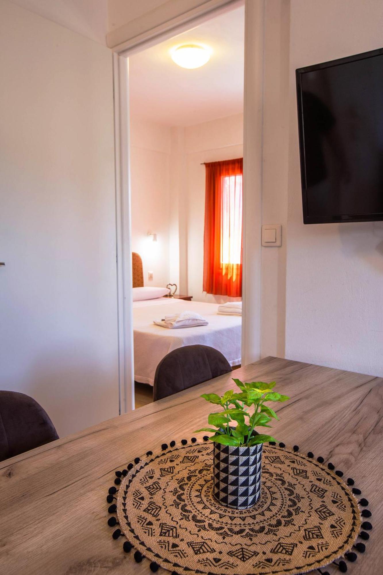 Romanos Beach Villas Buitenkant foto